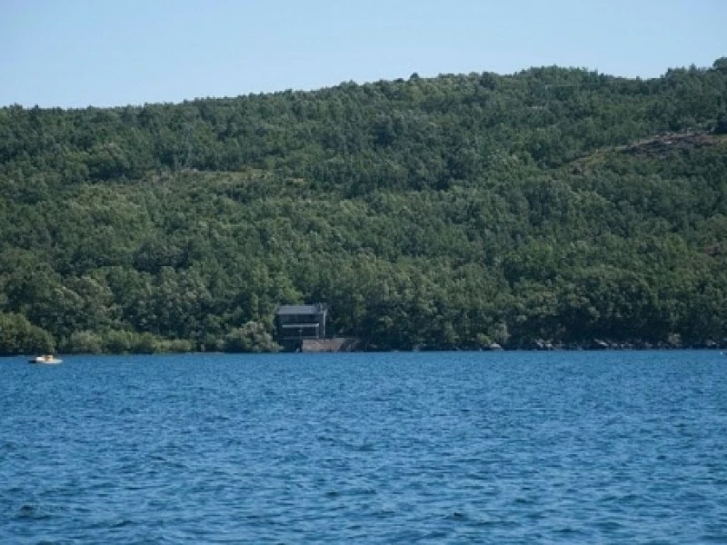 Sanabria Lake