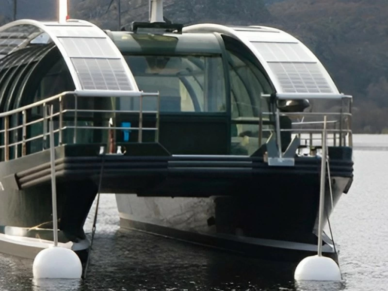 Boat on Lake Sanabria